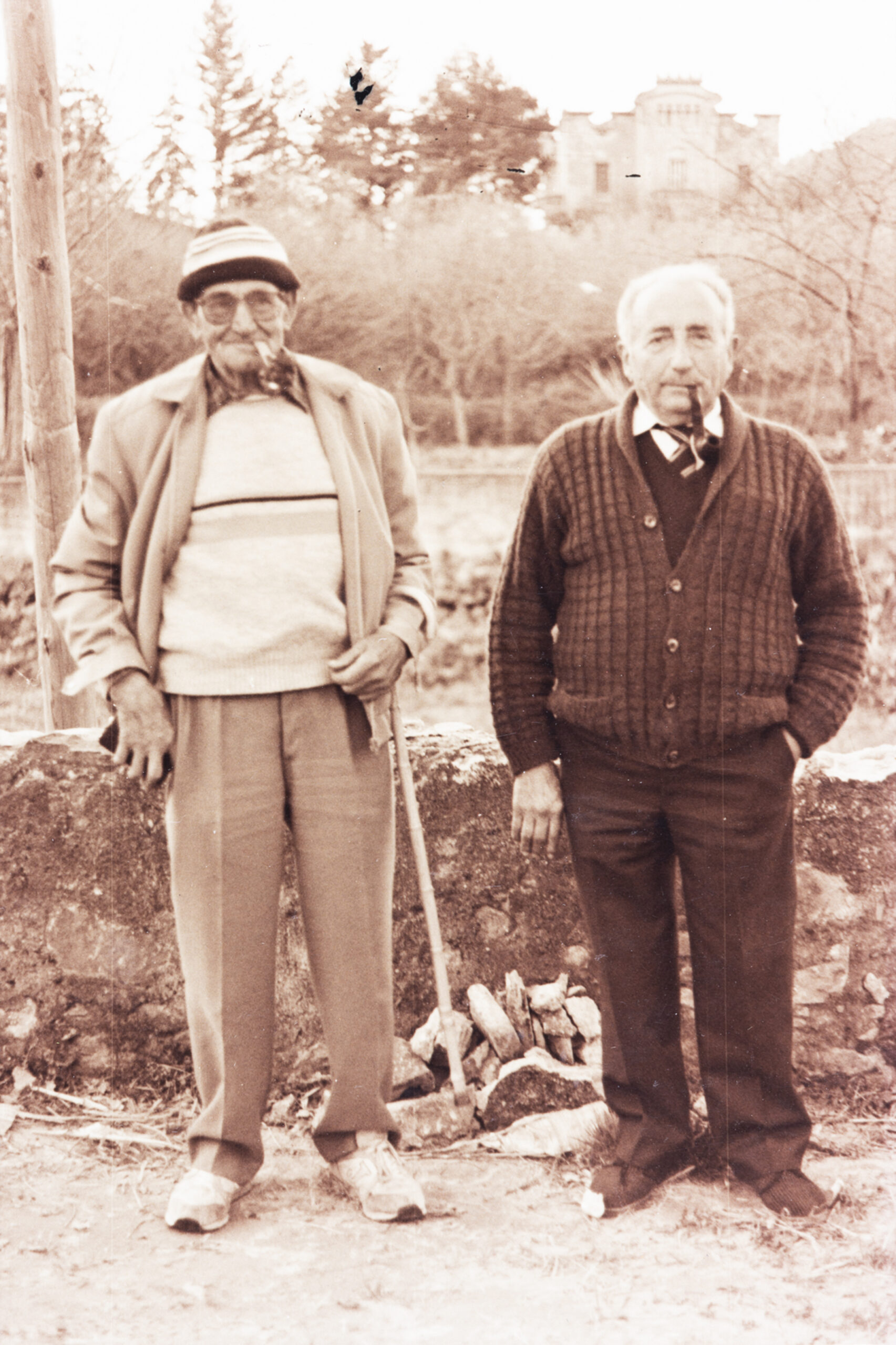 Joan Xifra, l'Aligot i Antoni Pagès, en Ton de Pla Boscas (1993). Dana Carrillo. Arxiu del Grup de Recerca Folklòrica de la Garrotxa.