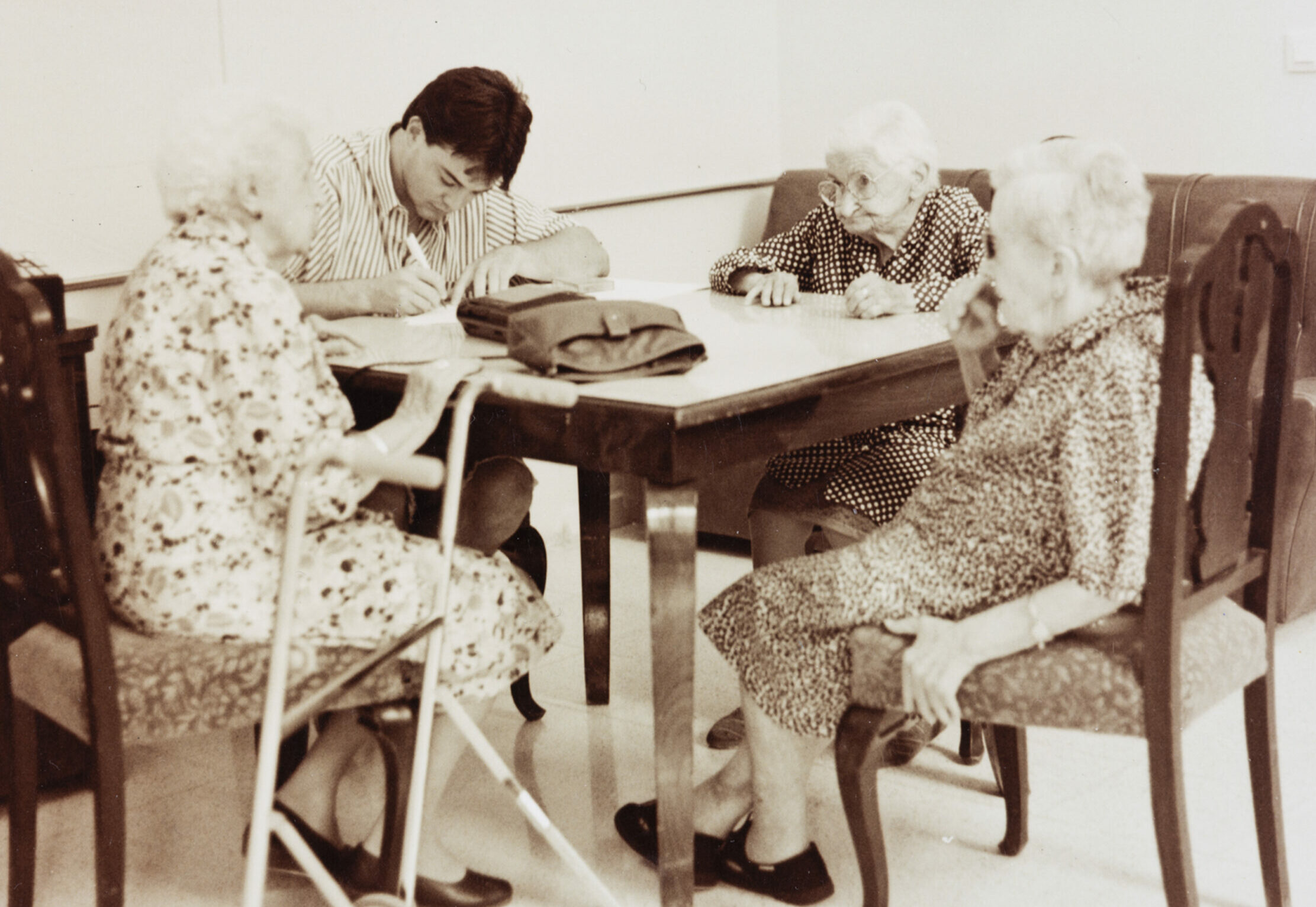 Encarnació Puigferrer, Dolors Illa i Conxita Sanglas, amb Josep Garcia. Dana Carrillo (1993).