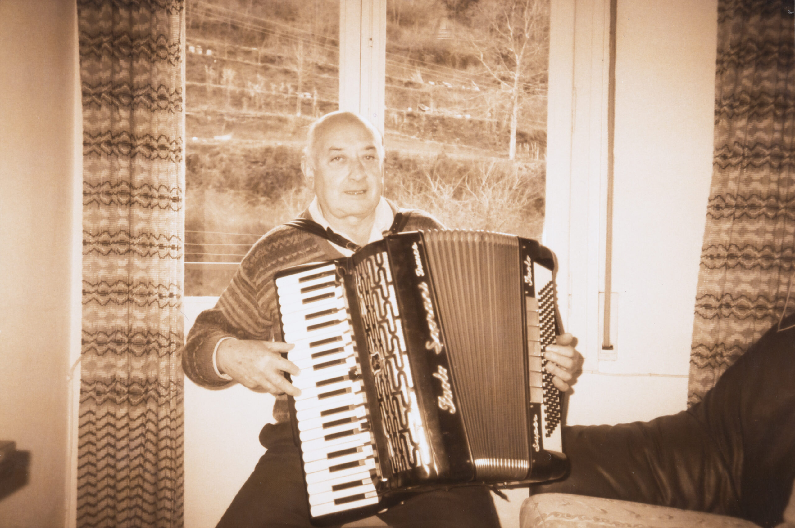 En Lluís Perramon i Vilanova l'any 1997 (Grup de Recerca Folklòrica de la Garrotxa - Josep Garcia)